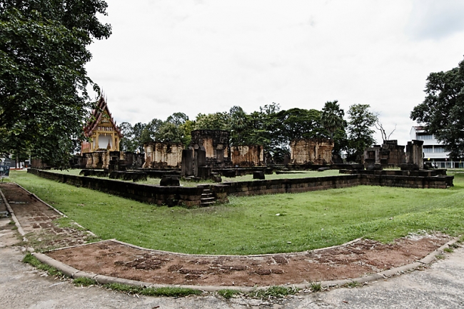 Prasat Sa Kamphaeng Yai-015